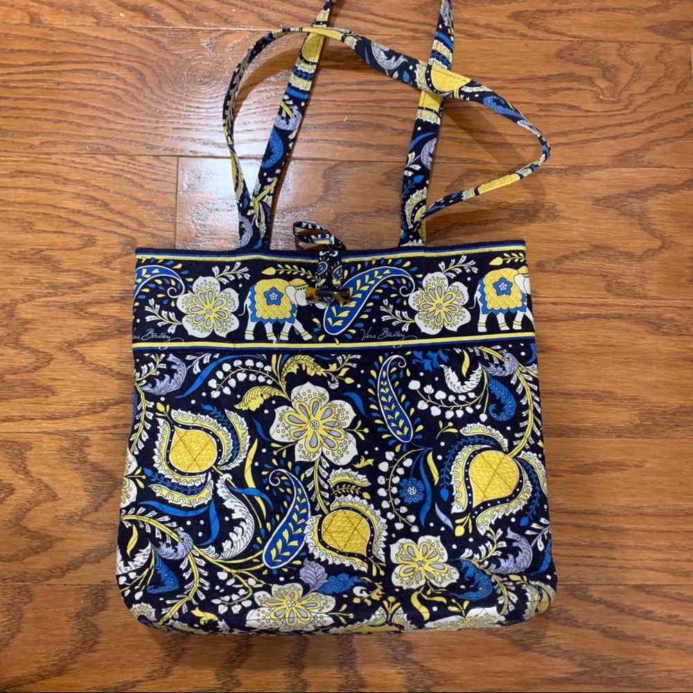 Vera Bradley tote